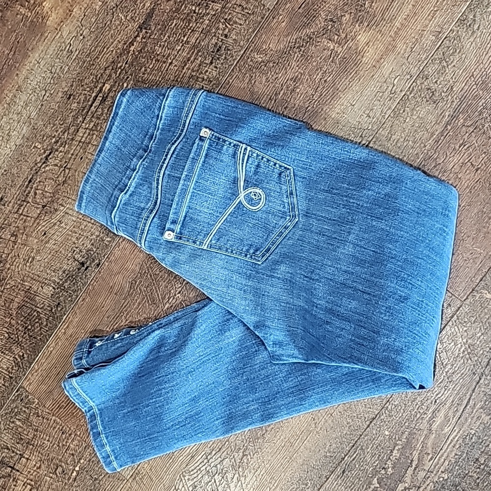 Blueberry Denim Women's Size 8 Jeans